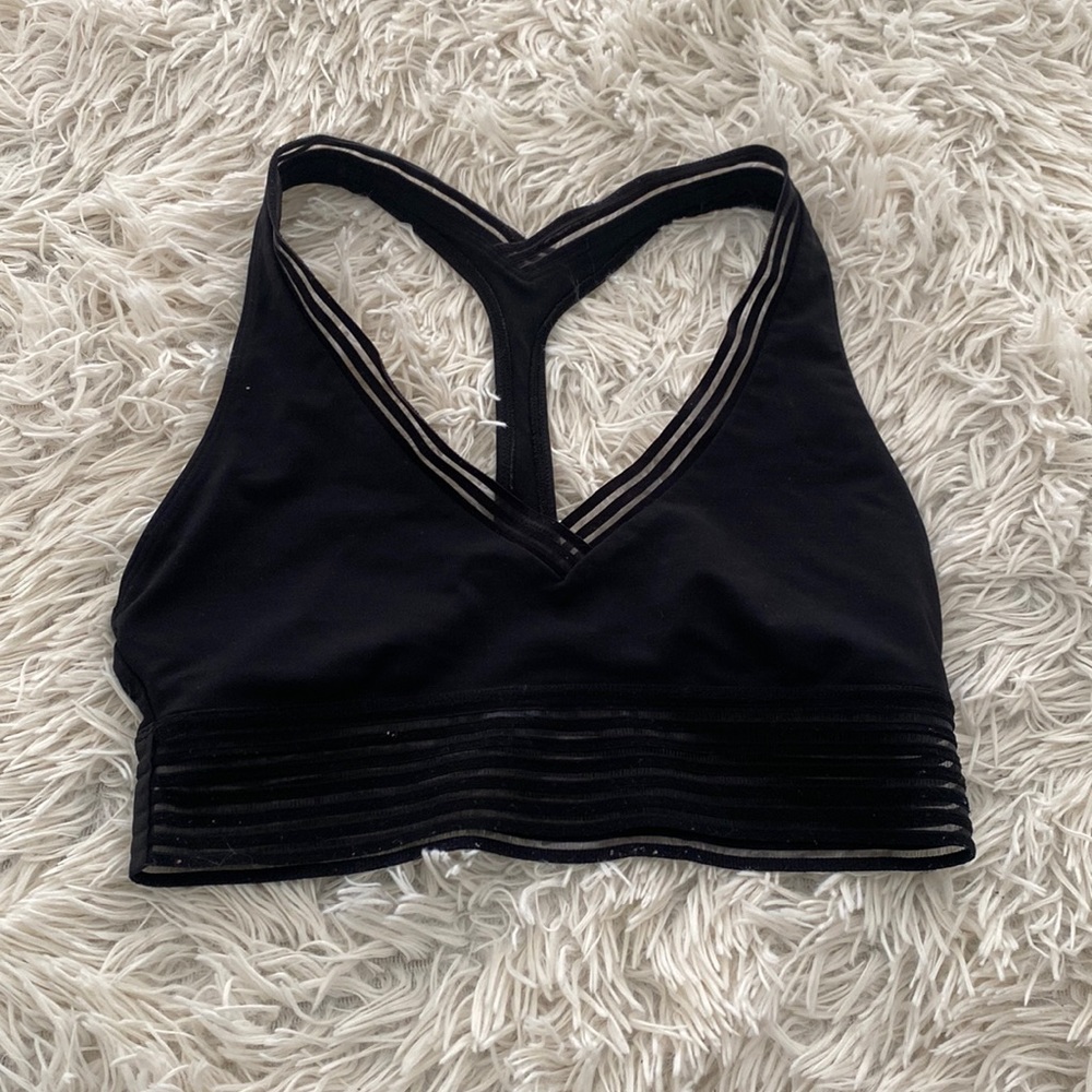 Lulu lemon sports bra